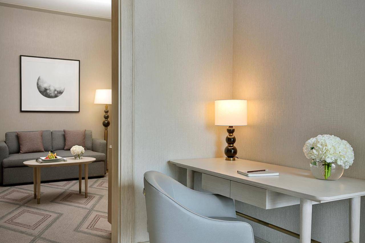 Jumeirah Jabal Omar Makkah Mecca Ngoại thất bức ảnh A suite at the Four Seasons Hotel