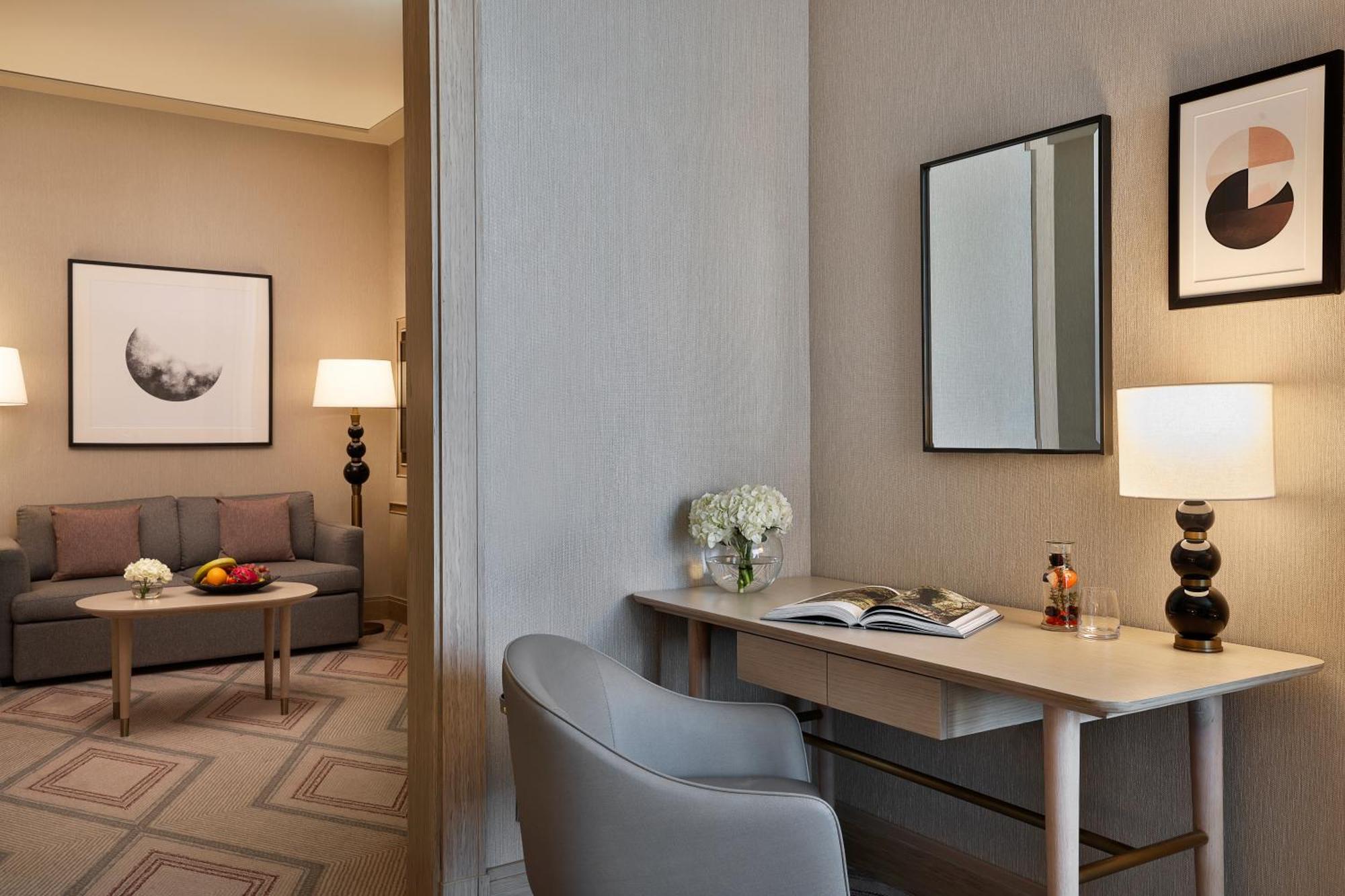 Jumeirah Jabal Omar Makkah Mecca Ngoại thất bức ảnh A suite at the Four Seasons Hotel